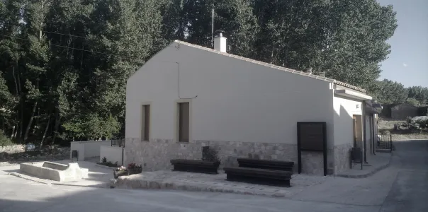 Intervención en la Plaza Mayor de Ines
